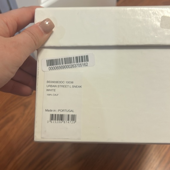 Givenchy Urban Street Sneakers - Picture 9 of 9